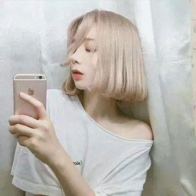 黄文秀